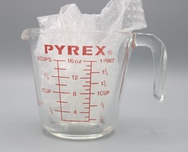 Pyrex #516 2 Cups/16 oz Measuring Cup Clear Glass Red Lettering Open Handle USA - £19.70 GBP