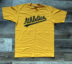 Oakland Athletics T-Shirt 1993 Spring Training Staff Hanes Yellow Size L 42-44 - £23.79 GBP