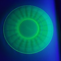 Vintage Green Depression Glass Saucer Dishes Optic Pattern Uranium Glow Glass 6¼ - £6.22 GBP