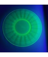 Vintage Green Depression Glass Saucer Dishes Optic Pattern Uranium Glow ... - £6.32 GBP
