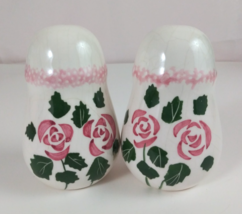 Vintage Shabby Chic Pink Rose Cottage Salt &amp; Pepper Shakers - $176.33 MXN