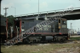 Original Slide SP Southern Pacific 2557 EMD SW1500 Houston TEX 9-29-1978 - $14.95