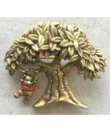 DISNEY Vintage BROOCH WINNIE THE POOH in Tree 1&quot; x 1.5&quot; - $17.92