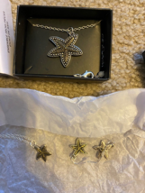 New Avon Seaside Starfish 3 Piece Set Silver &amp; Gold Toned Jewlery - £9.70 GBP