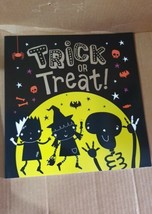 Trick or Treat (Halloween) by Make Believe Ideas Book Activity Book - New  - £2.28 GBP