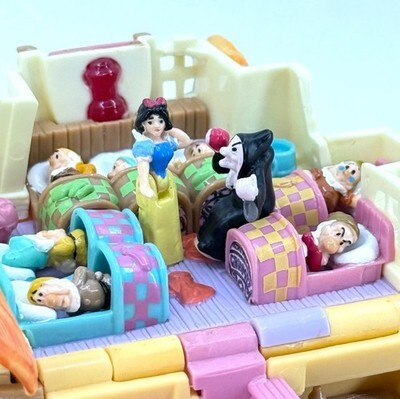 Snow White Seven Dwarfs Disney 1995 Polly Pocket Bluebird LIGHTS WORK COMPLETE  Item image 6