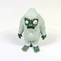 Plants Vs. Zombies Yeti Abominable Snowman 2.5” PVC Mini Figure Jazwares... - $12.16