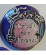 HALLOWEEN 3 BUTTON LOT TRICK OR TREAT RARE 1980&#39;S GHOUL PINS SCARY PARTY... - $10.90 CAD