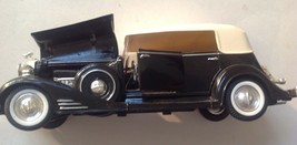 Signature 1933 Black Cadillac Fleetwood Die Cast Model Car  - £12.37 GBP