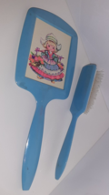 MCM Little Girls Hand Mirror &amp; Brush Set Dutch Girl w/Flowers CUTE Vanity Set - £10.70 GBP