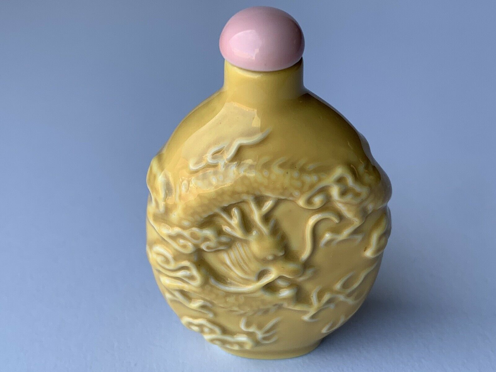 Primary image for Vintage yellow raised dragon snuff bottle