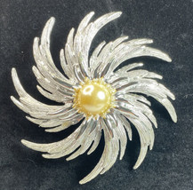 Vintage 1962 Sarah Coventry Pinwheel Brooch Pin Faux Pearl Silver Tone S... - $8.50