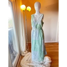 Universal Thread Women’s Maxi Dress Green size M - $21.78