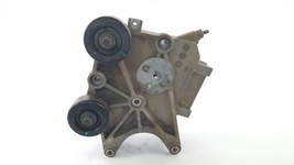 2005 GMC Sierra 3500 OEM 6.6L Alternator Bracket - $22.28