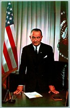 President Lyndon B Johnson Portrait UNP Chrome Postcard Unused I14 - £3.11 GBP
