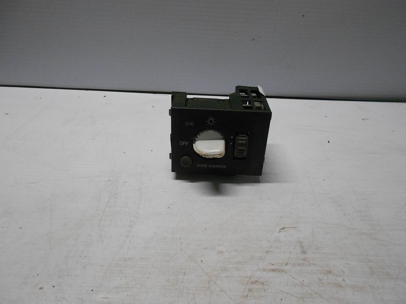 Headlight Dimmer Control Switch 95-99 Chevy GMC Sierra Tahoe GM15013005 OEM - $14.94
