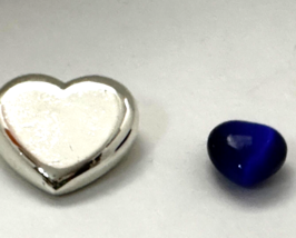 Heart Shaped Paperweight Silver Metal &amp; Cobalt Blue Glass Set Of 2 - £11.96 GBP