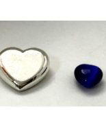 Heart Shaped Paperweight Silver Metal &amp; Cobalt Blue Glass Set Of 2 - £11.79 GBP