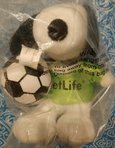 METLIFE Peanuts Snoopy As Soccer Player 5&quot; Plush with Ball NIP - £9.86 GBP