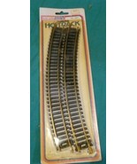 HO Scale: Life-Like Pack of 4 Curves 9-inch; Model Railroad Train Track ... - $8.95