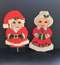Vintage Handmade Santa and Mrs. Clause Decor Vintage Christmas Needlework - £8.60 GBP