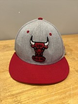 New Era 59FIFTY Chicago Bulls Ball Cap Snapback Hat Windy City Gray Red - $16.82