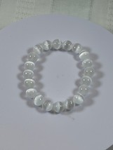 (#192) - SMALLER SATIN SELENITE CRYSTAL BRACELET - NEW - $187.57 MXN