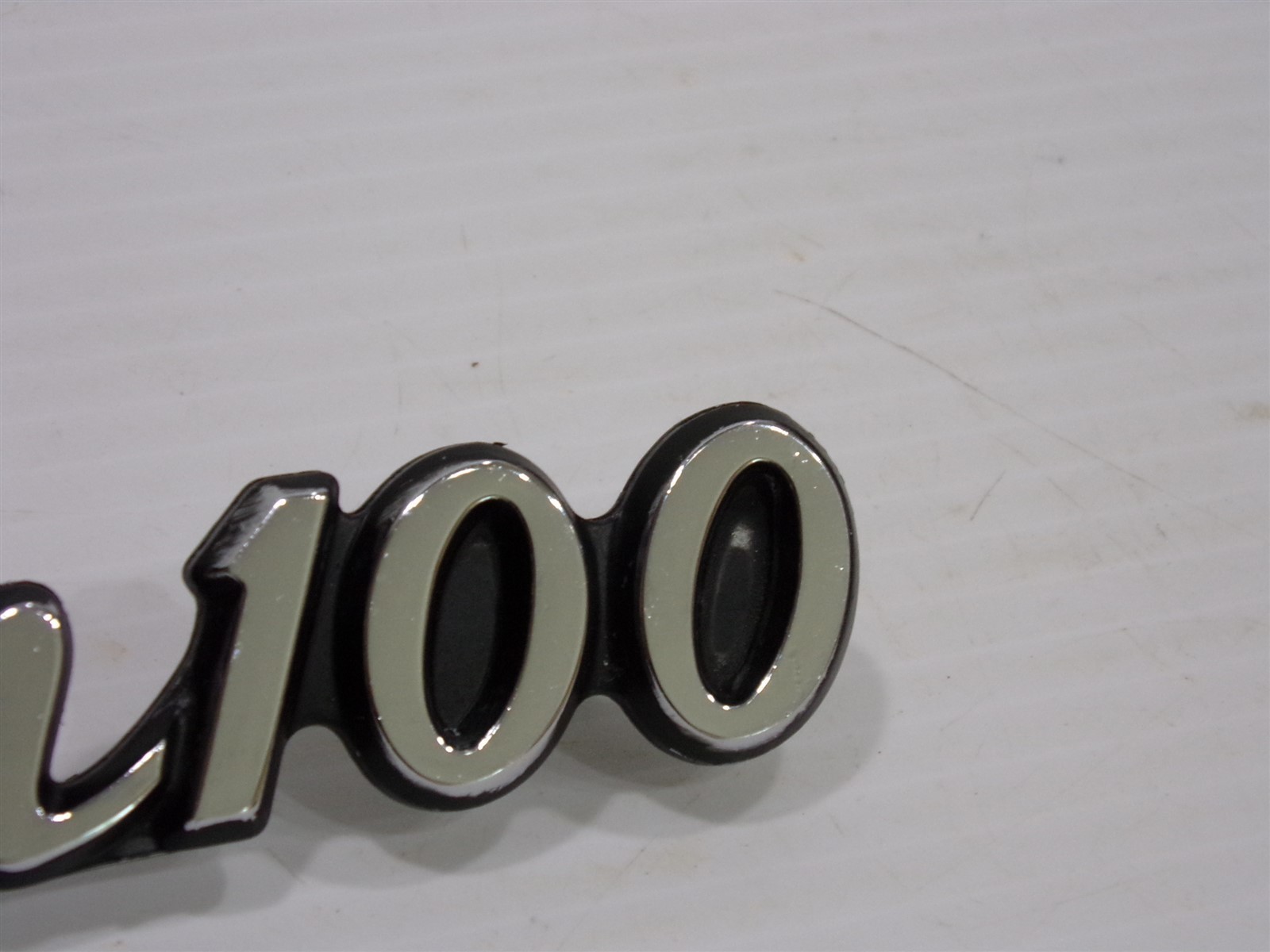 1970 - 1978 Dodge Tradesman 100 Van Emblem NOS 2956456 1971 1972 1973 1974 1975 Item image 5