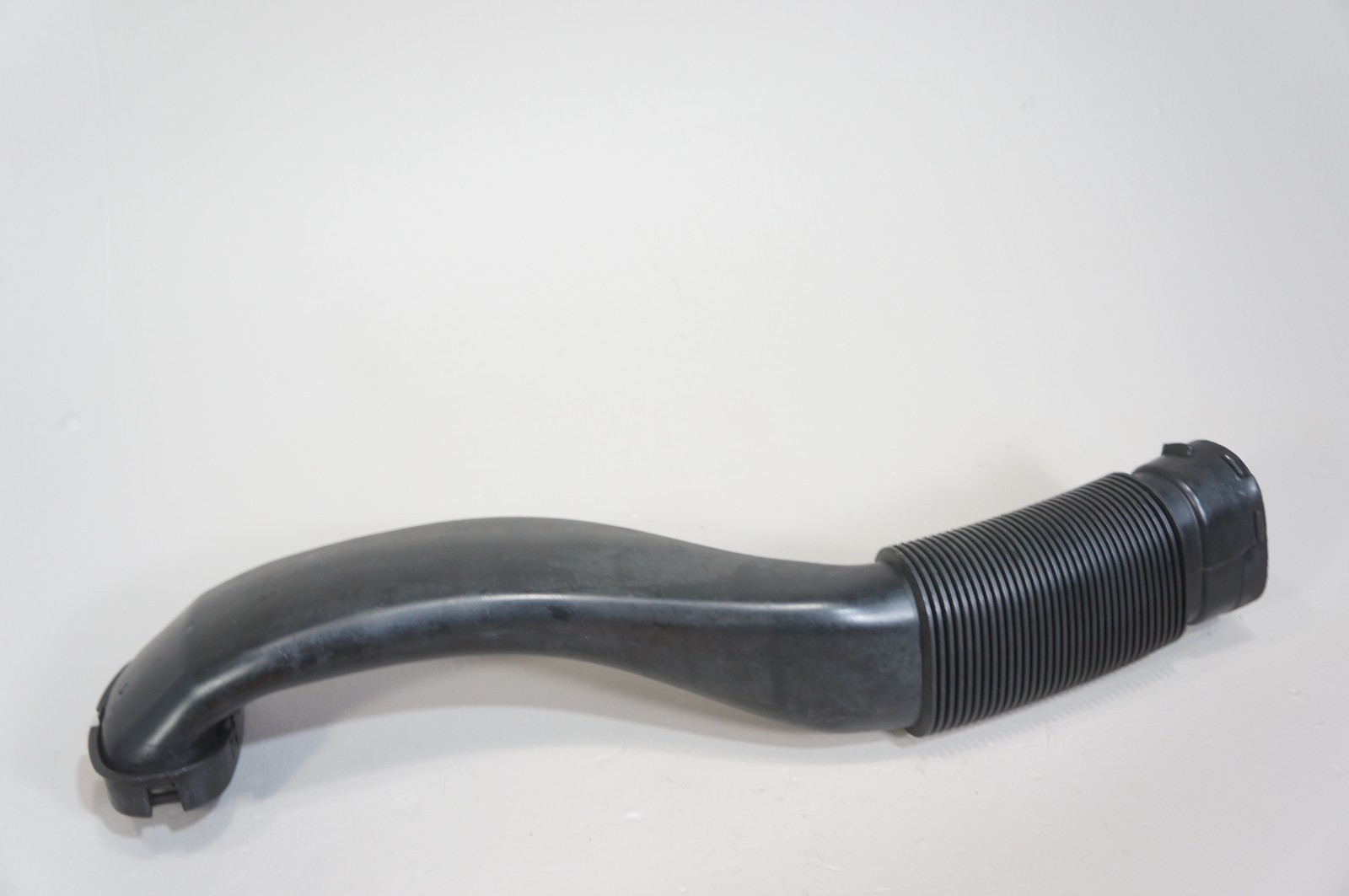 09-2013 bmw x5 e70 3.0l m57 xDrive35d engine motor air cleaner intake duct tube Item image 14