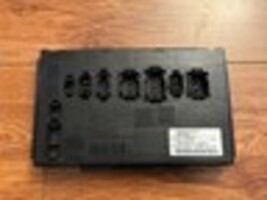 Mercedes Signal Aquisition Module SAM REAR A1645402962 Delphi 28041416 image 12