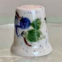VTG Hand Painted Thimble Maine Blueberries Blue Speckled Artist Signed DD 1.25&quot; - £9.08 GBP