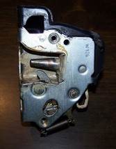 Mercedes Benz Genuine W126 Rr (Passenger Rear) Door Latch Assembly Exc. Cond. - £62.90 GBP