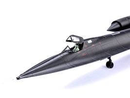 Lockheed Martin SR-71A Blackbird Aircraft #17974 &quot;United States Air Force&quot; 1/72  - £135.69 GBP