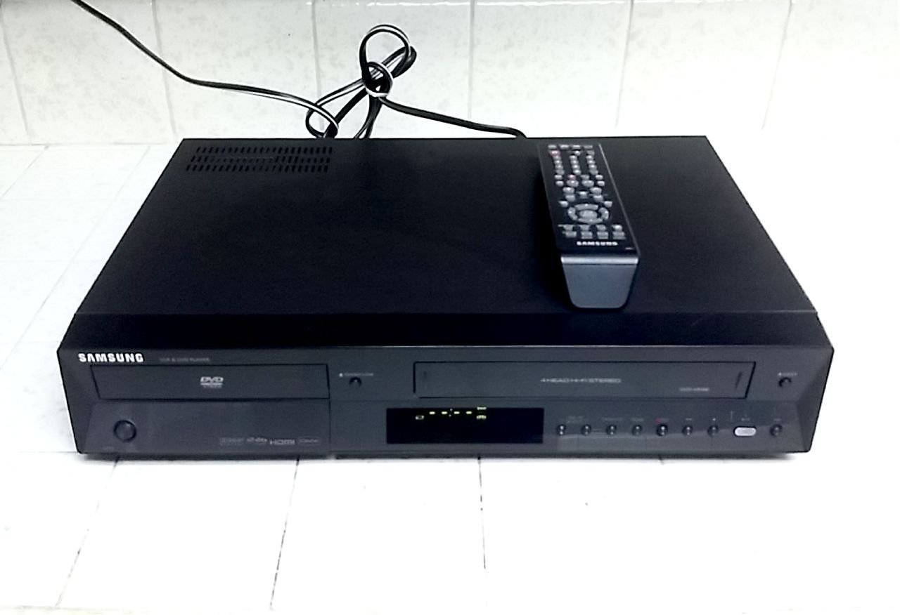 Samsung DVD-V9700 Tunerless 1080i Upconverting DVD VHS Combo Player - $177.21