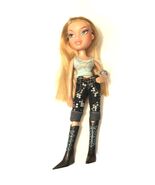 Bratz Talking Cloe Doll Blonde Hair Blue Eyes With Some Clothes &amp; Boots MGA - $15.95