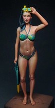 1/24 Resin Model Kit Beautiful Girl Woman Scuba Diver Bikini Unpainted - £15.60 GBP