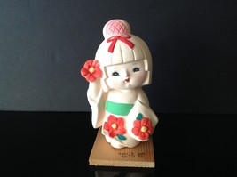 Geisha Girl MAIKO lady Figurine Ceramic Hand Painted Japanese Bisque Porcelain - £25.33 GBP