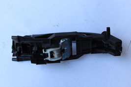 03-06 MERCEDES E CLASS FRONT PASSENGER SIDE DOOR HANDLE C1054 image 4