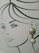 Vintage Clip Dangle Earrings Faux Mabe Pearl Lilac Lt Green Cabs Reversible Drop - $36.00