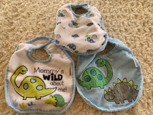 3 Gerber Baby Boys Blue White Green Dinosaurs Bibs - $3.92