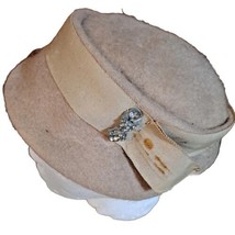 Vintage Women&#39;s Ladies Brushed Felt Hat Bow Rhinestone Beige - £63.22 GBP