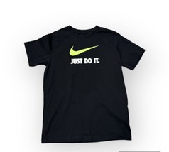 New The Nike Tee Boy&#39;s Just Do It Swoosh Tee Big Kids Black Neon 10-12 Medium - £11.87 GBP