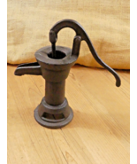RUSTIC CAST IRON PUMP CISTERN WATER FOUNTAIN 9&quot; TALL GARDEN FARM BATHROO... - $880.45 MXN