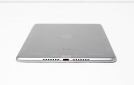 Apple iPad mini 4 16GB, Wi-Fi, 7.9" MK6J2LL/A - Space Gray image 4