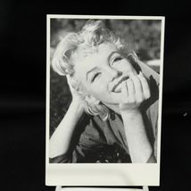 Marilyn Monroe Photocard Postcard Printed in England Statics London  Lot... - €8,46 EUR