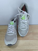 Kangaroos Gray/Lime Green Running Shoes Sneakers with Pouches Women&#39;s si... - $26.32