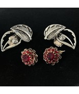 Sarah Coventry Clip On Earrings Wind Song Silver Tone Leaf  Ruby Red gol... - $376.34 MXN
