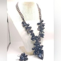 Vintage Pearl and Black Glass Necklace and Earrings/gunmetal ear clasps - $1,140.41 MXN