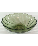 Vintage HAZEL ATLAS COLONIAL SWIRL BOWL 9&quot; GREEN Glass - $31.26 CAD
