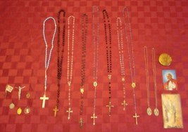 LOT OF 8 NICE CATHOLIC  ROSARIES, 8 PENDANTS/MEDALS &amp; 1 ART PIN BUTTON - £27.46 GBP